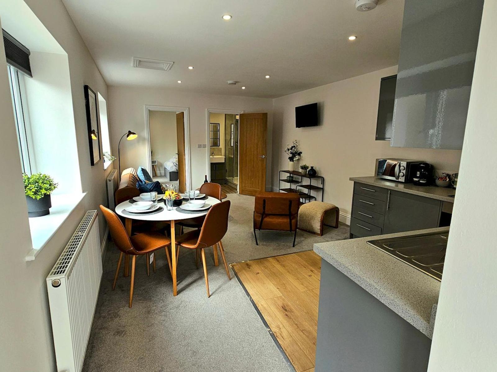 Pass The Keys Flat 3 - Stylish Modern Apt With Patio Telford Exterior photo