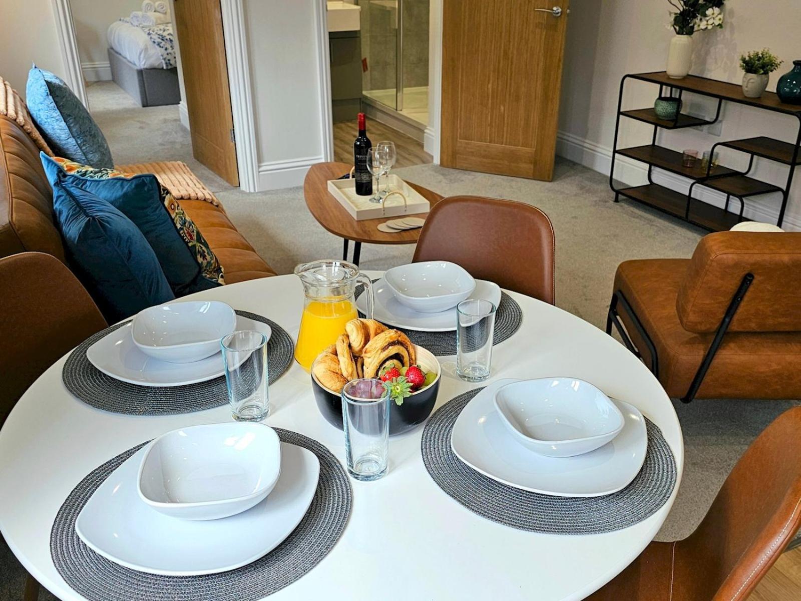 Pass The Keys Flat 3 - Stylish Modern Apt With Patio Telford Exterior photo