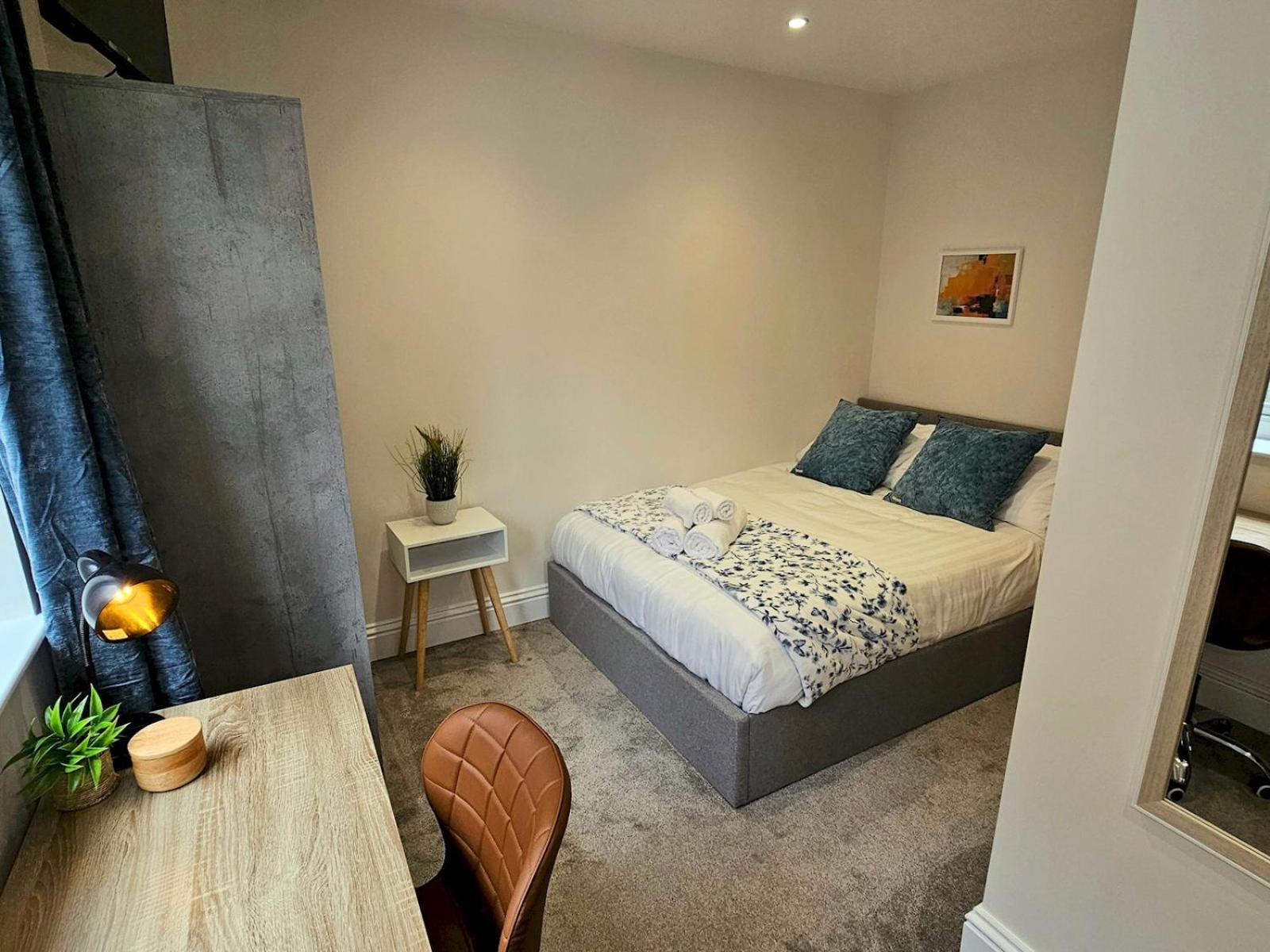 Pass The Keys Flat 3 - Stylish Modern Apt With Patio Telford Exterior photo